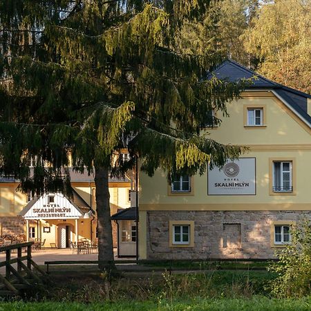 Chatky Skalni Mlyn Adršpach Eksteriør bilde